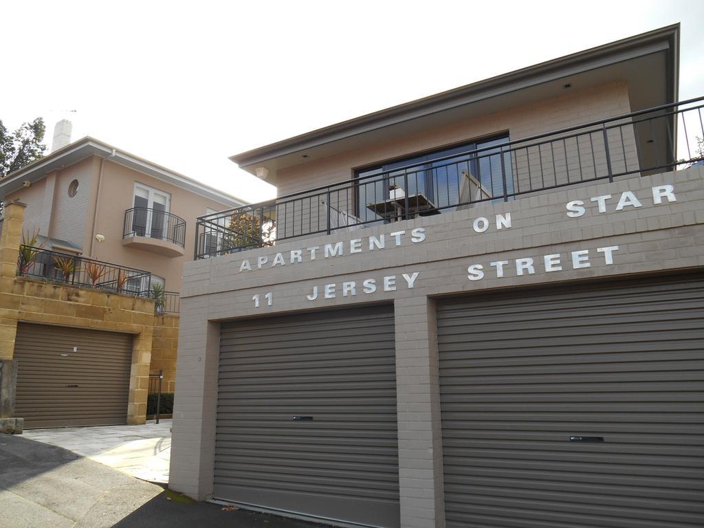 Apartments On Star Sandy Bay Bagian luar foto