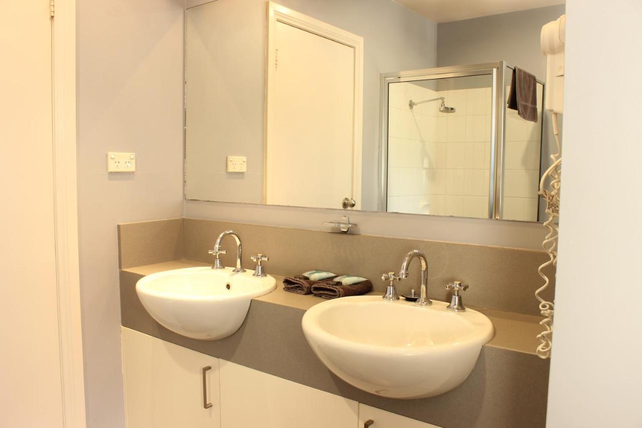 Apartments On Star Sandy Bay Bagian luar foto